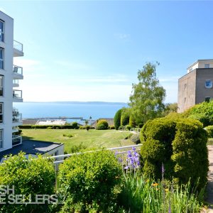 St. Lukes Road North, Torquay, Devon, TQ2 5YG