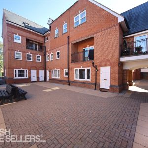 Bentfield Road, Stansted, Essex, CM24 8JN