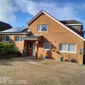 Alltycnap Road, Johnstown, Carmarthen, Carmarthenshire, SA31 3QY