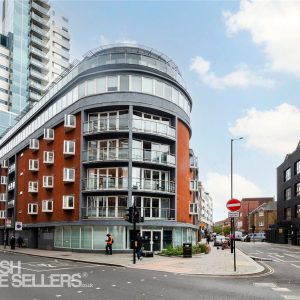 Long Lane, London, SE1 4AY