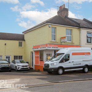 Becket Road, Worthing, West Sussex, BN14 7ET