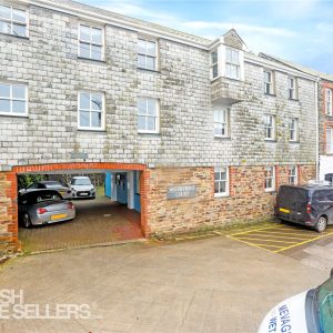 West Wharf, Mevagissey, St. Austell, Cornwall, PL26 6TU