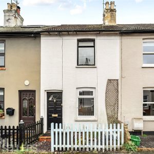 Littlefield Road, Alton, Hampshire, GU34 2DJ