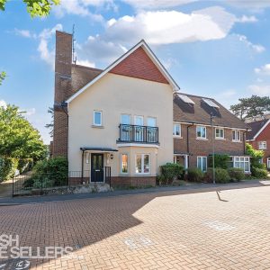 Elliston Way, Ashtead, Surrey, KT21 2FG