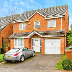 Leighton Close, Wellingborough, Northamptonshire, NN8 4SX