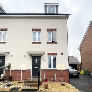 Maurice Shill Close, Great Oldbury, Stonehouse, Gloucestershire, GL10 3FR