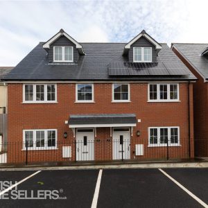 Belle Vue Close, Holsworthy, Devon, EX22 6EN
