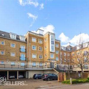 Sandpiper Close, Greenhithe, Kent, DA9 9RY