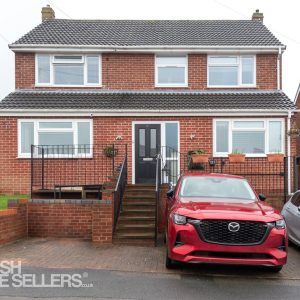 Castle View, Wakefield, West Yorkshire, WF2 7HZ