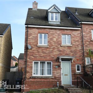 Meadow Rise, Lydney, Gloucestershire, GL15 5FJ