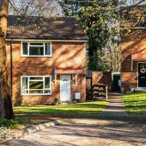 Dale View, Headley, Epsom, Surrey, KT18 6EH