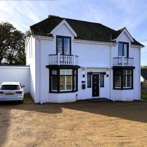 Lushington Hill, Wootton Bridge, Ryde, Isle of Wight, PO33 4NT