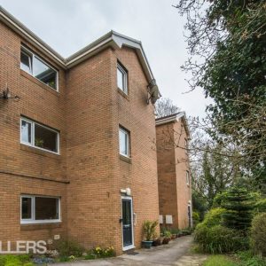 Roman Court, Blackpill, Swansea, SA3 5BL