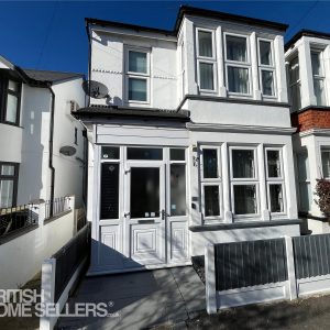 Martyns Grove, Westcliff-on-Sea, Essex, SS0 9XX