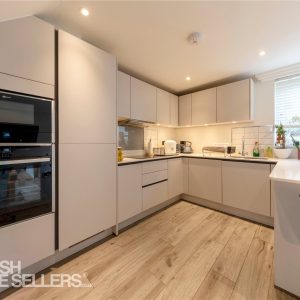 South Norwood Hill, London, SE25 6BA
