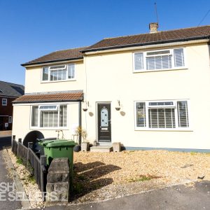 Earlstone Crescent, Bristol, Gloucestershire, BS30 8AA