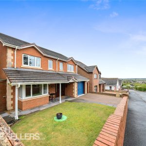 Cae Ffynnon, Kidwelly, Carmarthenshire, SA17 5EG