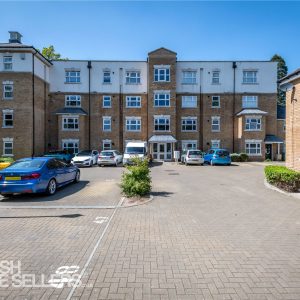 Timms Close, Horsham, West Sussex, RH12 4TN