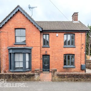 Malthouse Road, Crawley, West Sussex, RH10 6BE