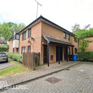 Stonefield Park, Maidenhead, Berkshire, SL6 6ES