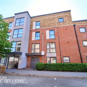 Arla Place, Ruislip, HA4 0FF