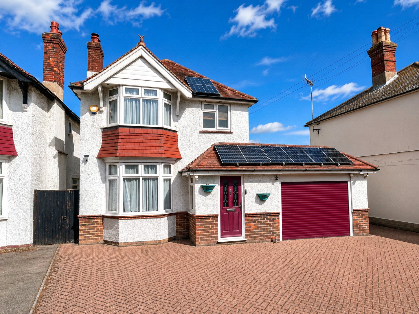 South Road, Hailsham, East Sussex, BN27 3JQ