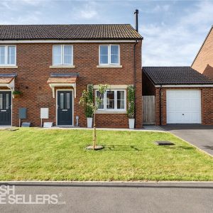 Campolina Drive, Berrow, Burnham-on-Sea, Somerset, TA8 2FL