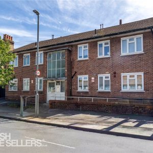 Himley Road, London, SW17 9AP