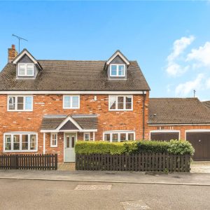 Slade Leas, Middleton Cheney, Banbury, Northamptonshire, OX17 2NH