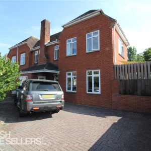 Broadway, Exeter, Devon, EX2 9LU