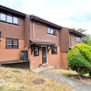 The Farthings, Boxmoor, Hemel Hempstead, Hertfordshire, HP1 1XD
