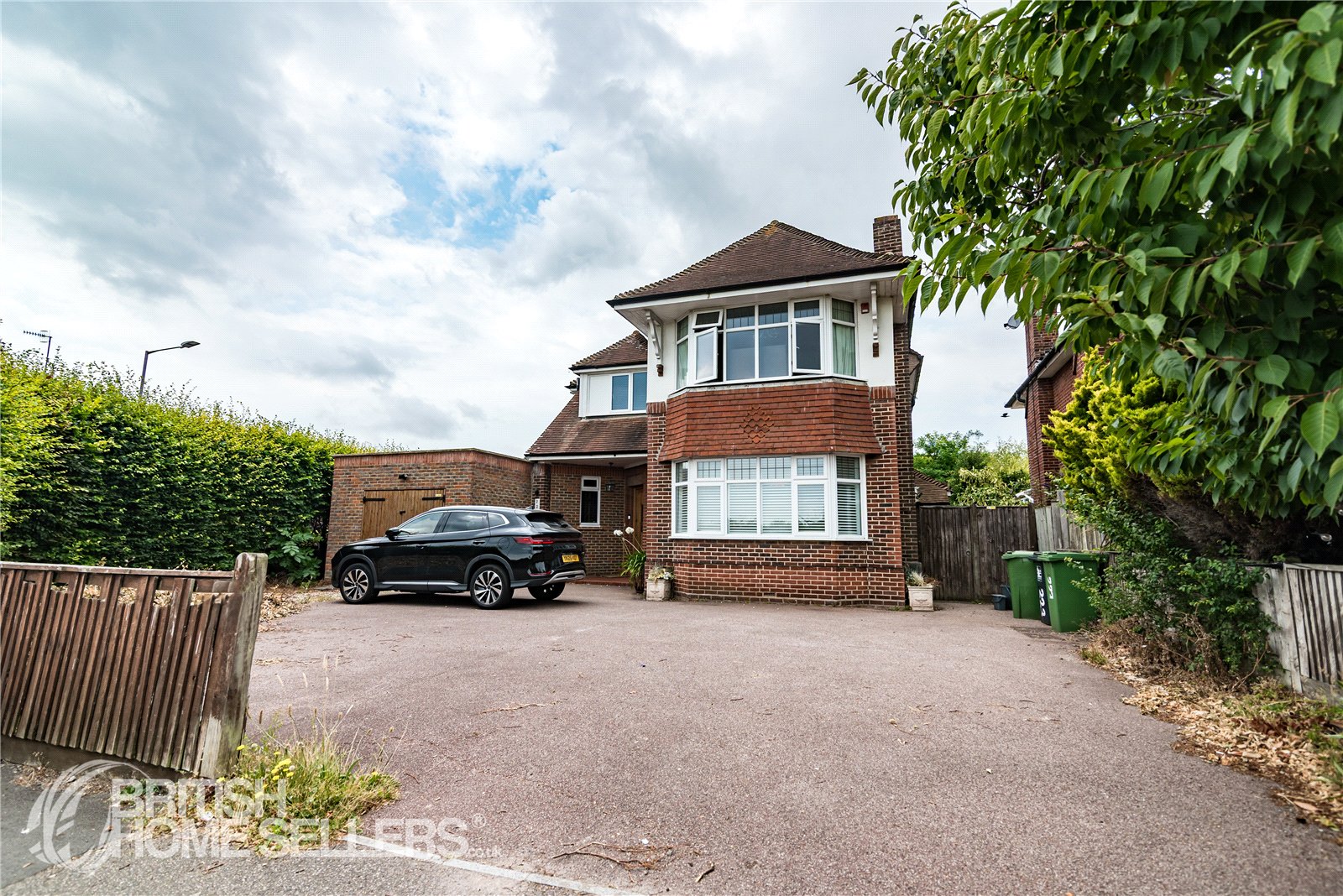 Kings Drive, Eastbourne, East Sussex, BN21 2UP
