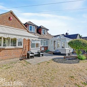 Middle Road, Denham, Uxbridge, Buckinghamshire, UB9 5EG