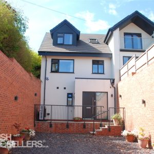 Hillside Road, Heswall, Wirral, Merseyside, CH60 0BH
