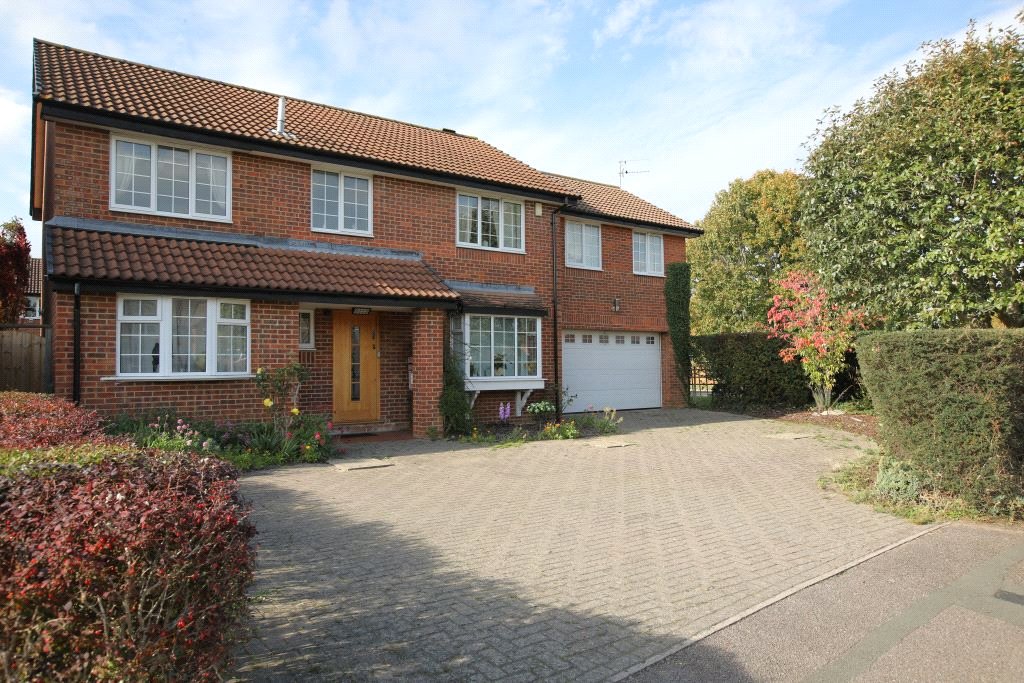 Dulwich Close, Newport Pagnell, Buckinghamshire, MK16 0PA