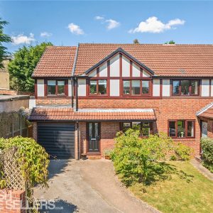 Hawkhills, Leeds, West Yorkshire, LS7 4NX