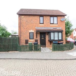 Braford Gardens, Shenley Brook End, Milton Keynes, Buckinghamshire, MK5 7HY