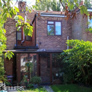 Chapel Terrace, Binfield, Bracknell, Berkshire, RG42 4AP